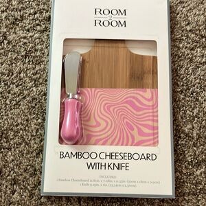 Bamboo Cheeseboard & Knife Set